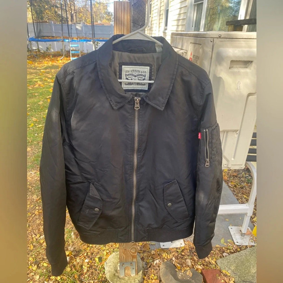 Levi’s Men's Water Resistant Flight Black Bomber Jacket Size Medium - Picture 2 of 8